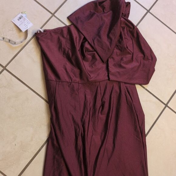 NWT Cynthia & Sahar Cascading Bow One Shoulder Satin Dress Cabernet Red L - Picture 4 of 16